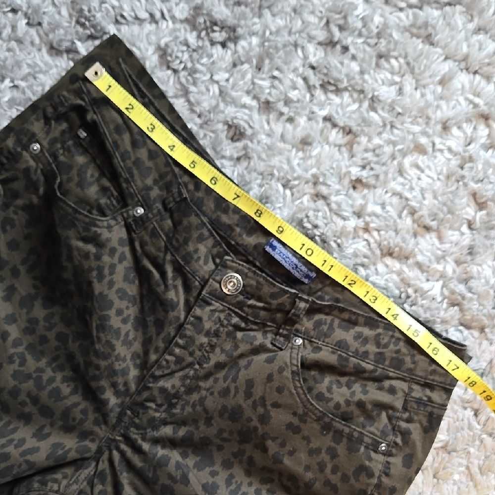 Leopard Print Pants - Picture 3 of 8